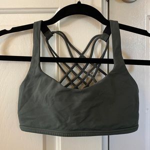lulu lemon sports bra